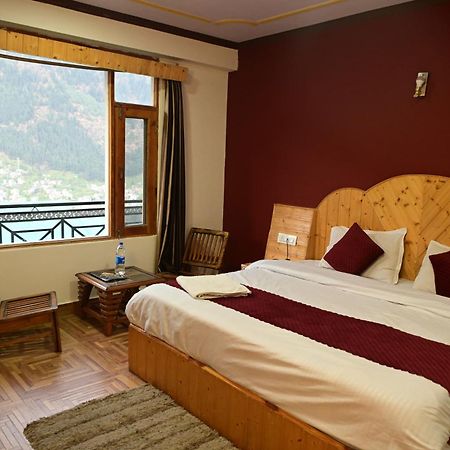 Krishana Cottage A Pure Veg !!!300 M From Hadimba Temple!!!Balcony Rooms!!!Veg Restaurant!!!Couple Friendly!!!Family Cottage!!! Манали Экстерьер фото